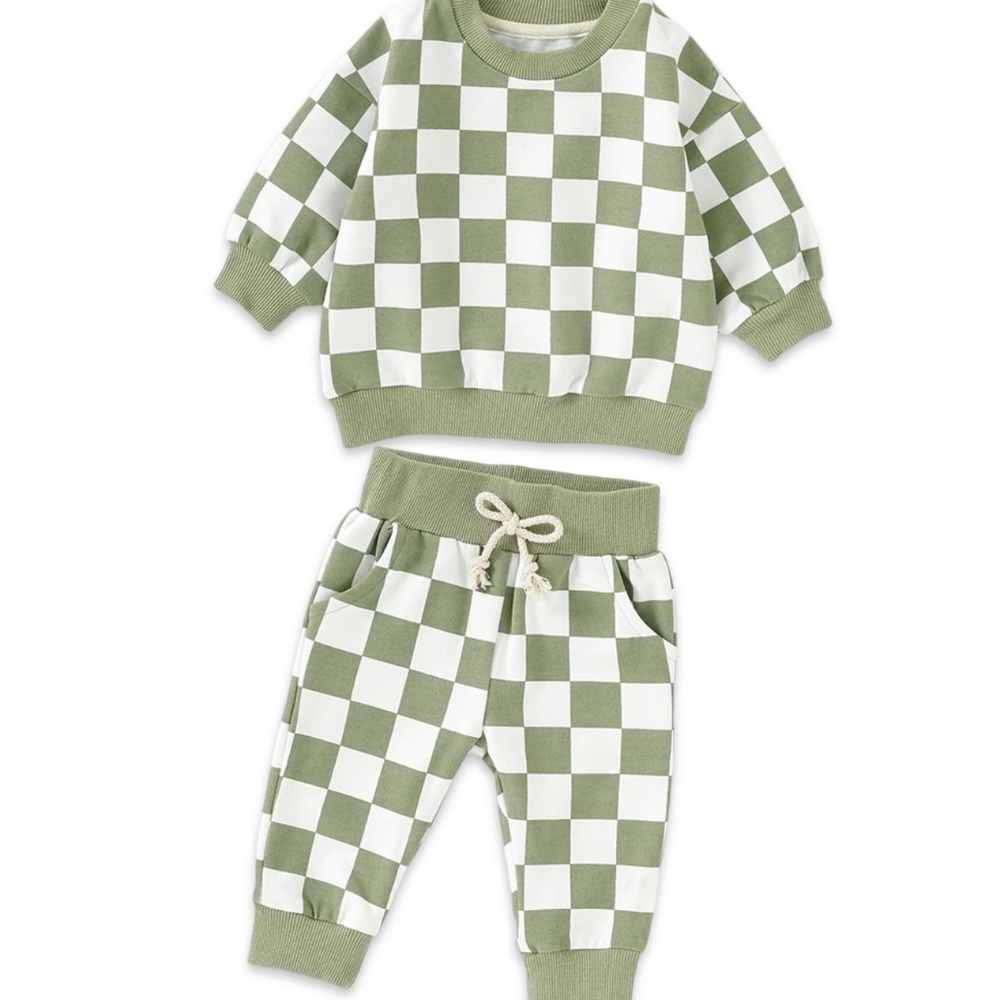 18-24 Months Green and white French terry checkered toddler sweater set!